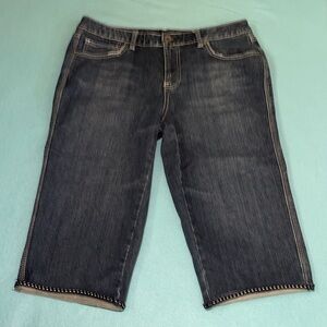 A.N.A A New Approach capri denim blue with white accent stitching size 12